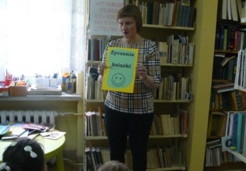 Lekcja biblioteczna w Powroźniku