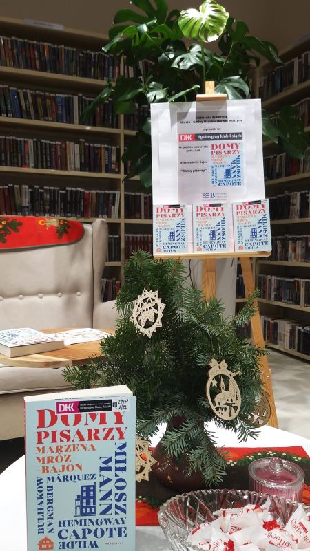 Spotkanie Dyskusyjnego Klubu Książki w Bibliotece w Muszynie. 14.12
