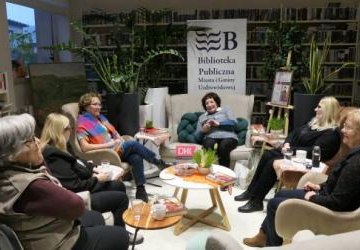 Spotkanie Dyskusyjnego Klubu Książki w Bibliotece w Muszynie. 26.03